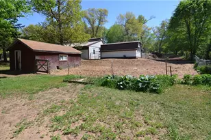 W2585 County Rd R, Durand, WI 54736 - Photo 12