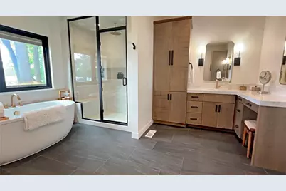 5839 North Shore Drive, Eau Claire, WI 54703 - Photo 20