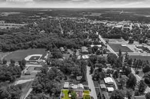 924 Superior St, Spooner, WI 54801 - Photo 4