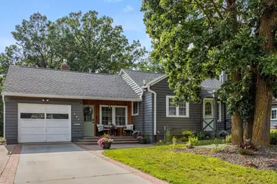 607 College Street, Spooner, WI 54801 - Photo 2
