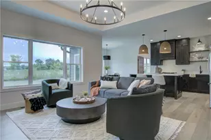 924 Bluff View Cir, Chippewa Falls, WI 54729 - Photo 16