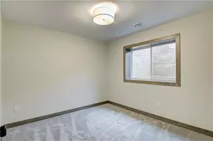 924 Bluff View Cir, Chippewa Falls, WI 54729 - Photo 60