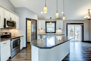 4240 Clay St, Eau Claire, WI 54701 - Photo 10