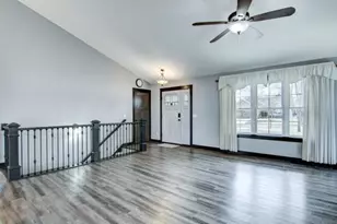 4240 Clay St, Eau Claire, WI 54701 - Photo 8