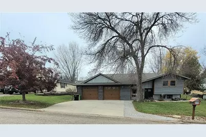 222 Ayers Street, Neillsville, WI 54456 - Photo 2