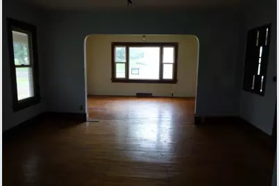 110 E 9th Street, Neillsville, WI 54456 - Photo 8