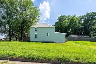 488 Minneapolis Ave, Amery, WI 54001 - Photo 6