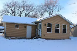 2517 Blakeley Ave, Eau Claire, WI 54701 - Photo 2