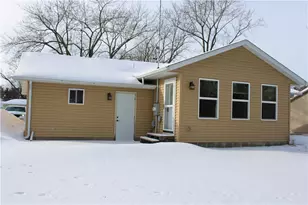 2517 Blakeley Ave, Eau Claire, WI 54701 - Photo 2