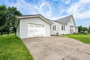 W14827 County Road F, Thorp, WI 54771 - Photo 4