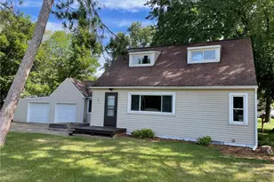 844 Broadway St, Menomonie, WI 54751 - Photo 1