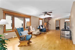 271 W Hudson St, Mondovi, WI 54755 - Photo 6