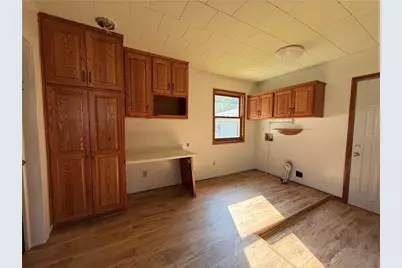 904 Railroad Avenue, Boyceville, WI 54725 - Photo 6