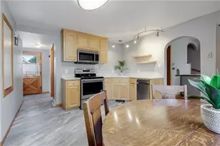 723 Huebsch Blvd, Eau Claire, WI 54701 - Photo 4