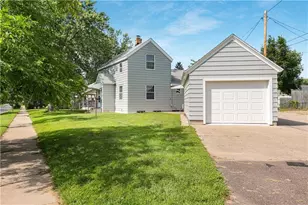 723 Huebsch Blvd, Eau Claire, WI 54701 - Photo 2