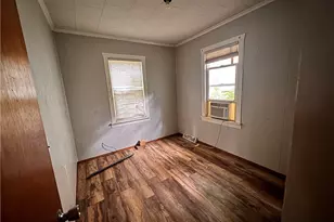 409 Poplar St, Spooner, WI 54801 - Photo 4