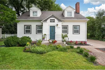 1711 State Street, Eau Claire, WI 54701 - Photo 2