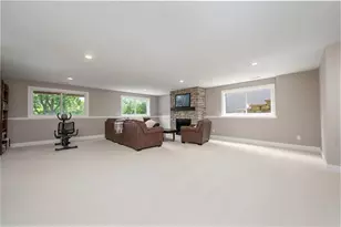 637 Maple Ct, New Richmond, WI 54017 - Photo 4