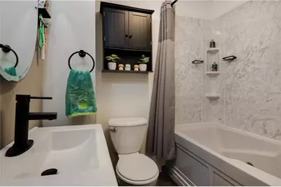 416 W Cedar Street, Chippewa Falls, WI 54729 - Photo 18