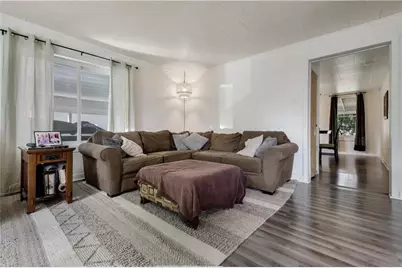 416 W Cedar Street, Chippewa Falls, WI 54729 - Photo 8