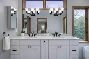 3920 Woodcrest Ct, Eau Claire, WI 54701 - Photo 20