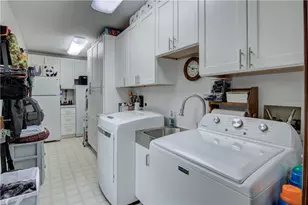 3920 Woodcrest Ct, Eau Claire, WI 54701 - Photo 52