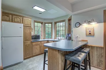 3920 Woodcrest Court, Eau Claire, WI 54701 - Photo 44