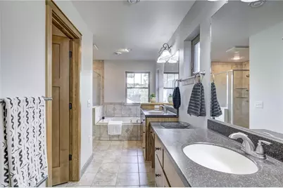 907 Sandalwood Drive, Altoona, WI 54720 - Photo 24