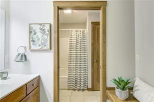 907 Sandalwood Dr, Altoona, WI 54720 - Photo 32