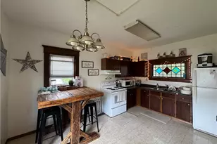 204 W Cedar St, Chippewa Falls, WI 54729 - Photo 10