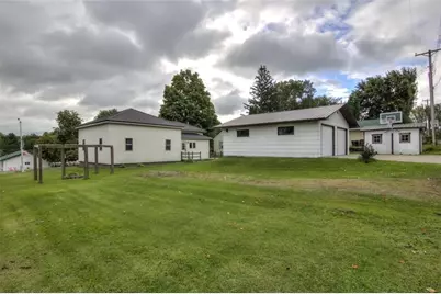 219 Main Street, Greenwood, WI 54437 - Photo 32