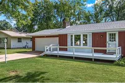 1721 Hatch Street, Eau Claire, WI 54701 - Photo 4