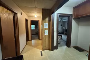 126 W Cedar St, Chippewa Falls, WI 54729 - Photo 8