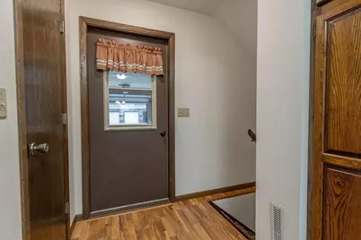 553 Goldsmith Street, Chippewa Falls, WI 54729 - Photo 4
