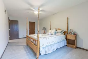 553 Goldsmith St, Chippewa Falls, WI 54729 - Photo 16