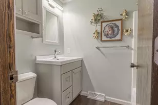 553 Goldsmith St, Chippewa Falls, WI 54729 - Photo 14