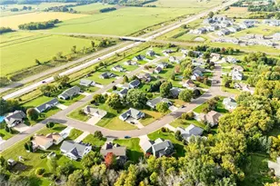 829 Bluff View Cir, Chippewa Falls, WI 54729 - Photo 36
