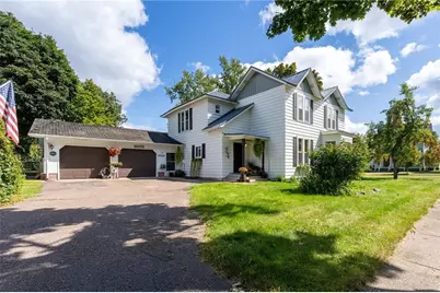 334 W Grand Avenue, Chippewa Falls, WI 54729 - Photo 2