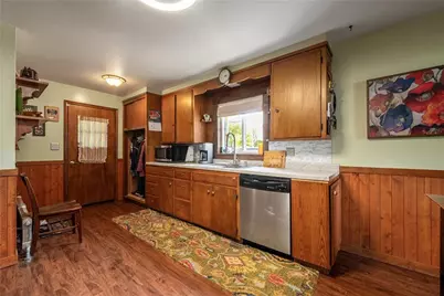 334 W Grand Avenue, Chippewa Falls, WI 54729 - Photo 14