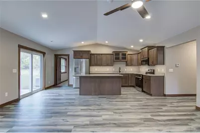 1806 Dorret Road, Eau Claire, WI 54703 - Photo 8