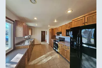 532 Macomber Street, Chippewa Falls, WI 54729 - Photo 6