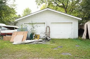 1320 Douglas St, Menomonie, WI 54751 - Photo 16