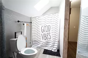 1320 Douglas St, Menomonie, WI 54751 - Photo 12