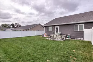 1652 Kyler St, Altoona, WI 54720 - Photo 38