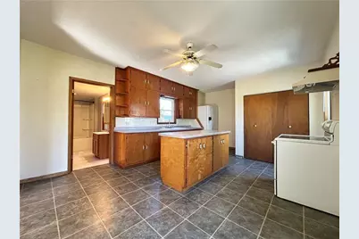 331 Phipps Avenue, Rice Lake, WI 54868 - Photo 2