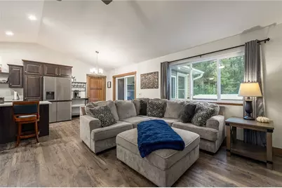 1337 Juniper Place, Eau Claire, WI 54703 - Photo 8