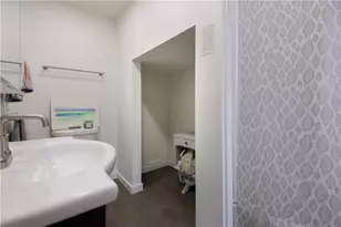 424 6th Ave, Eau Claire, WI 54703 - Photo 8