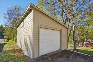 221 Jefferson St, Saint Croix Falls, WI 54024 - Photo 40