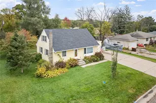 368 Young St, Prescott, WI 54021 - Photo 2