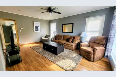 2805 7th Street, Eau Claire, WI 54703 - Photo 2